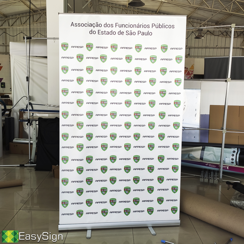 Banner Roll Up